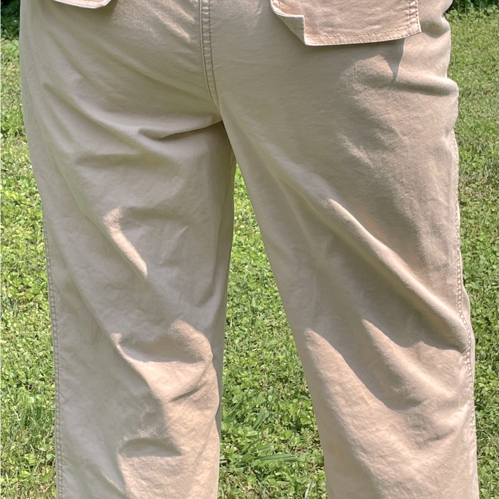 Ann Taylor LOFT Marisa Fit Khaki Capri Pants – Size 12 MINT CONDITION - Picture 3 of 11